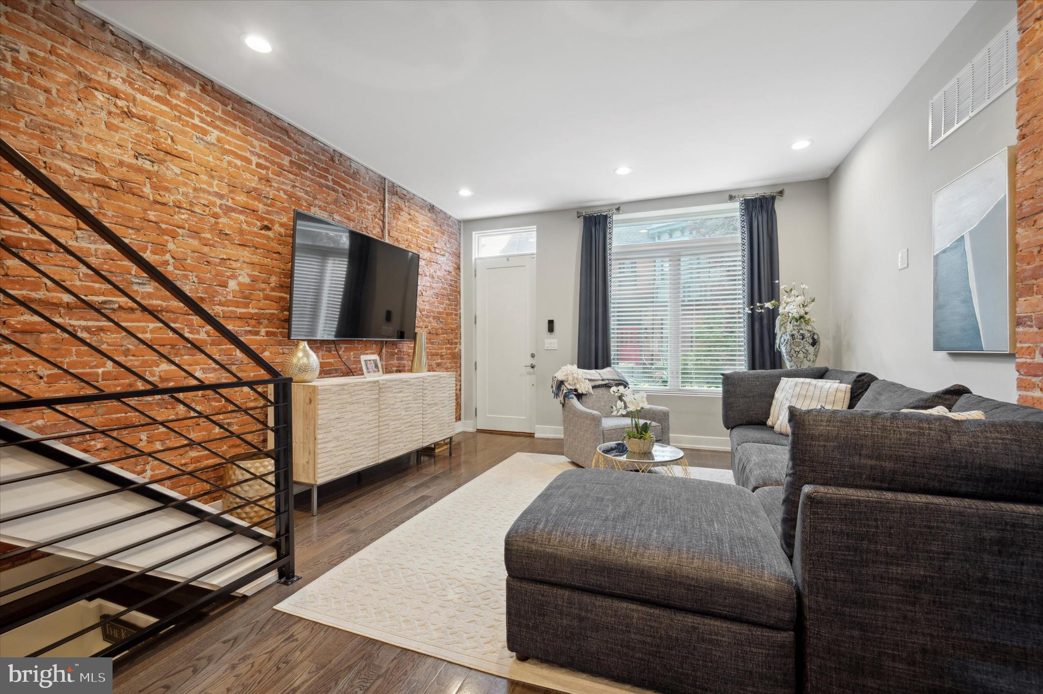 PASSYUNK SQUARE - Residential Lease