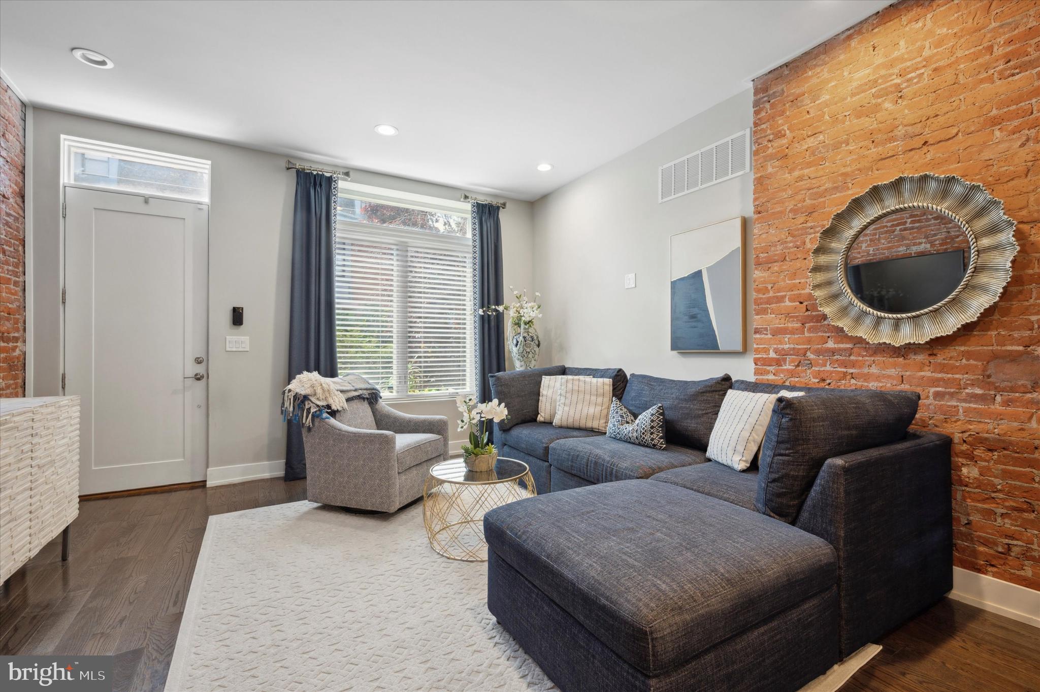 PASSYUNK SQUARE - Residential Lease