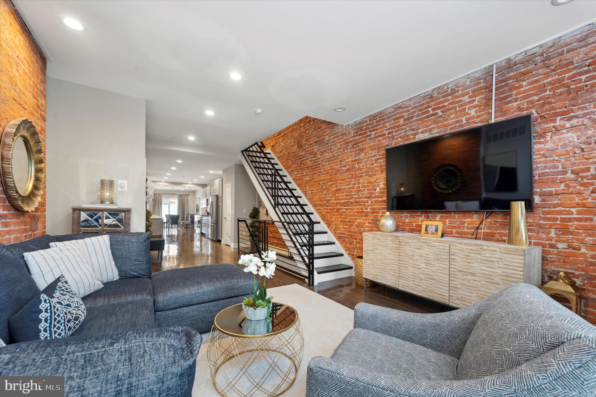 PASSYUNK SQUARE - Residential Lease