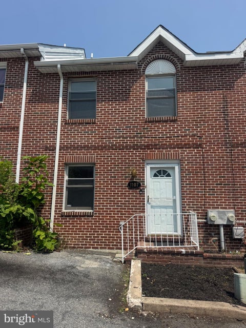 Townhouse For Rent - 1107 Van Buren Way<br/> New Castle County, WILMINGTON, DE 19805