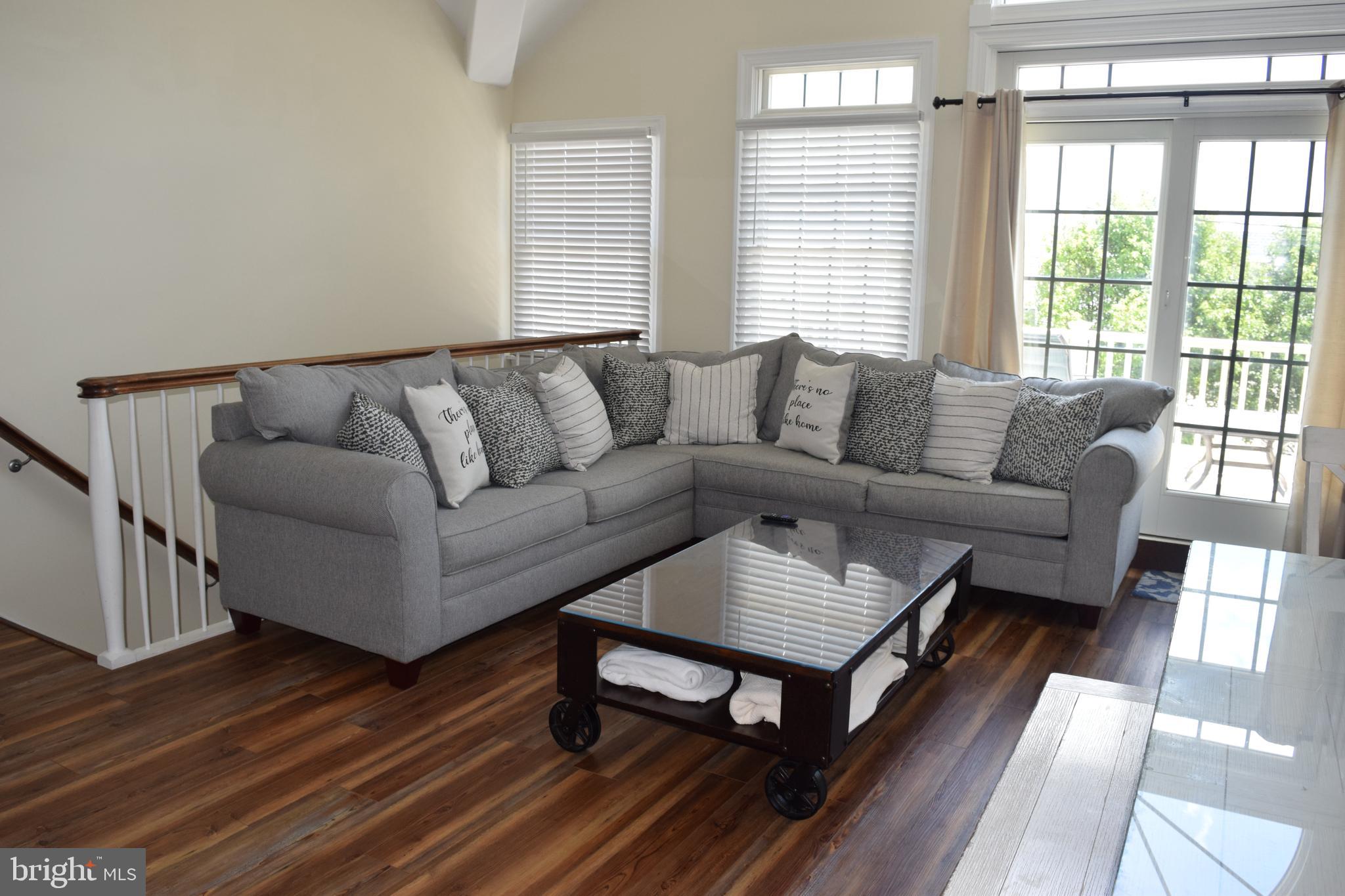 205 W BRIGANTINE AVENUE