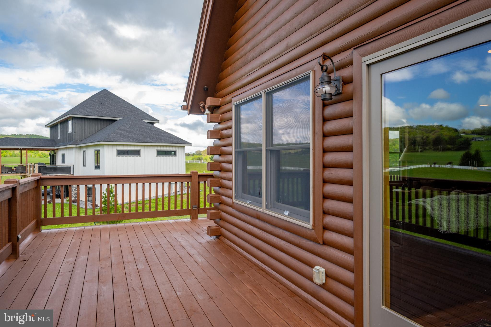 MISTY MEADOWS WTFRNT GRN - Residential