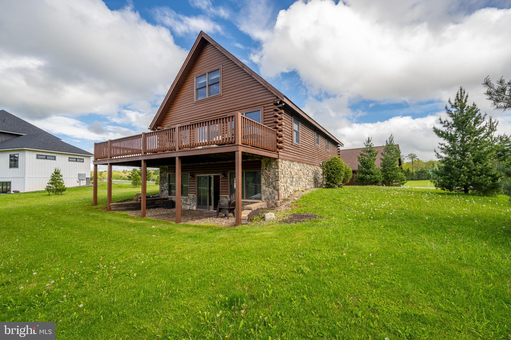 MISTY MEADOWS WTFRNT GRN - Residential