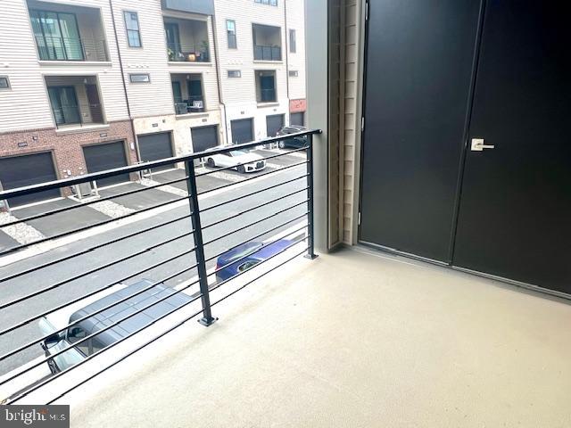 METRO WALK AT MOOREFIELD STATION - Residential Lease