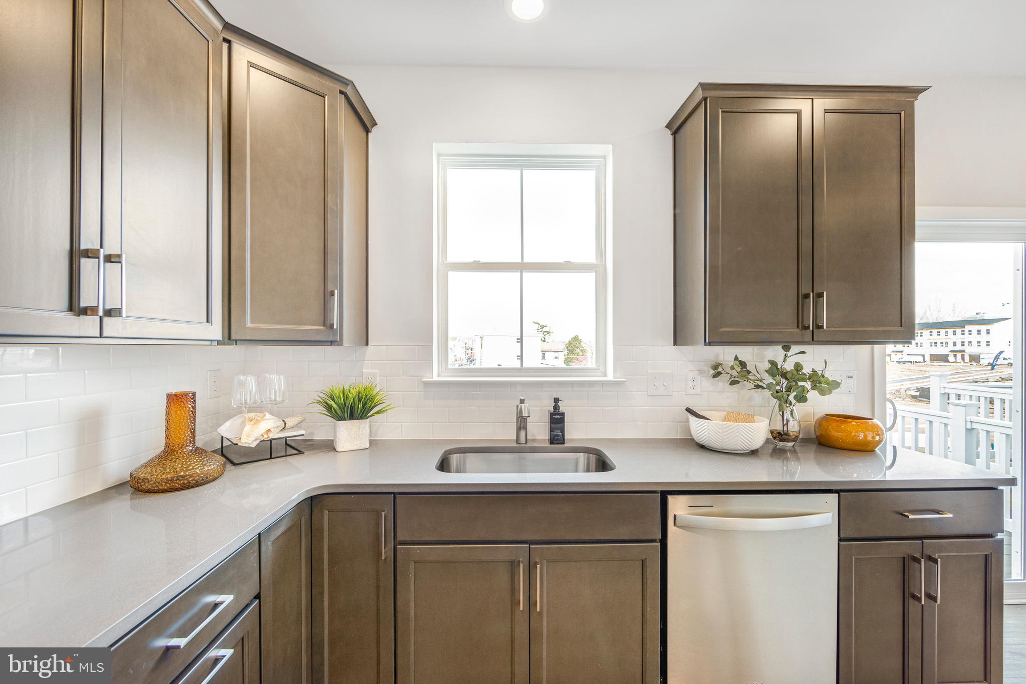 RIVER POINTE - Residential