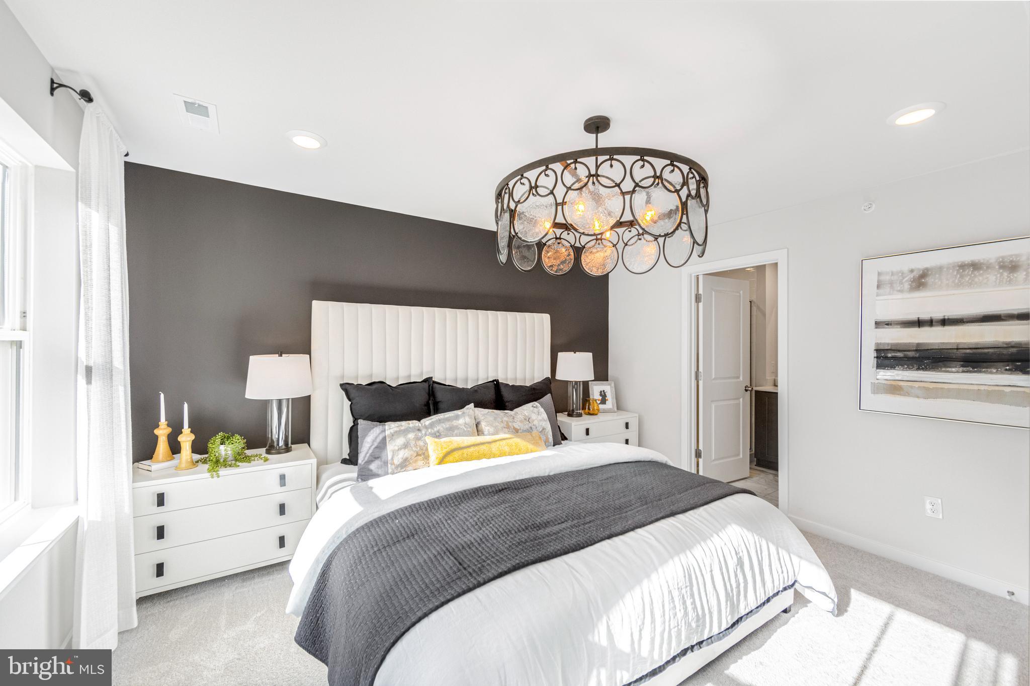 RIVER POINTE - Residential