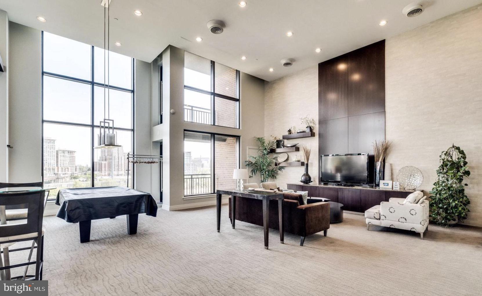 MIDTOWN ALEXANDRIA STATION CONDOMINIUM - Residential