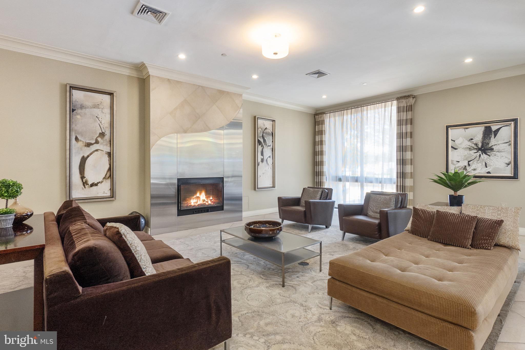 MIDTOWN ALEXANDRIA STATION CONDOMINIUM - Residential