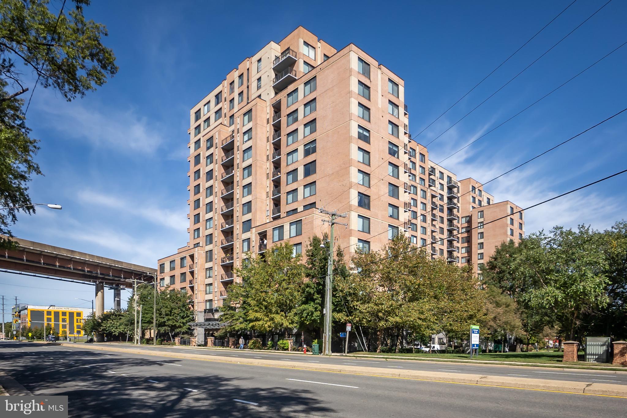 MIDTOWN ALEXANDRIA STATION CONDOMINIUM - Residential