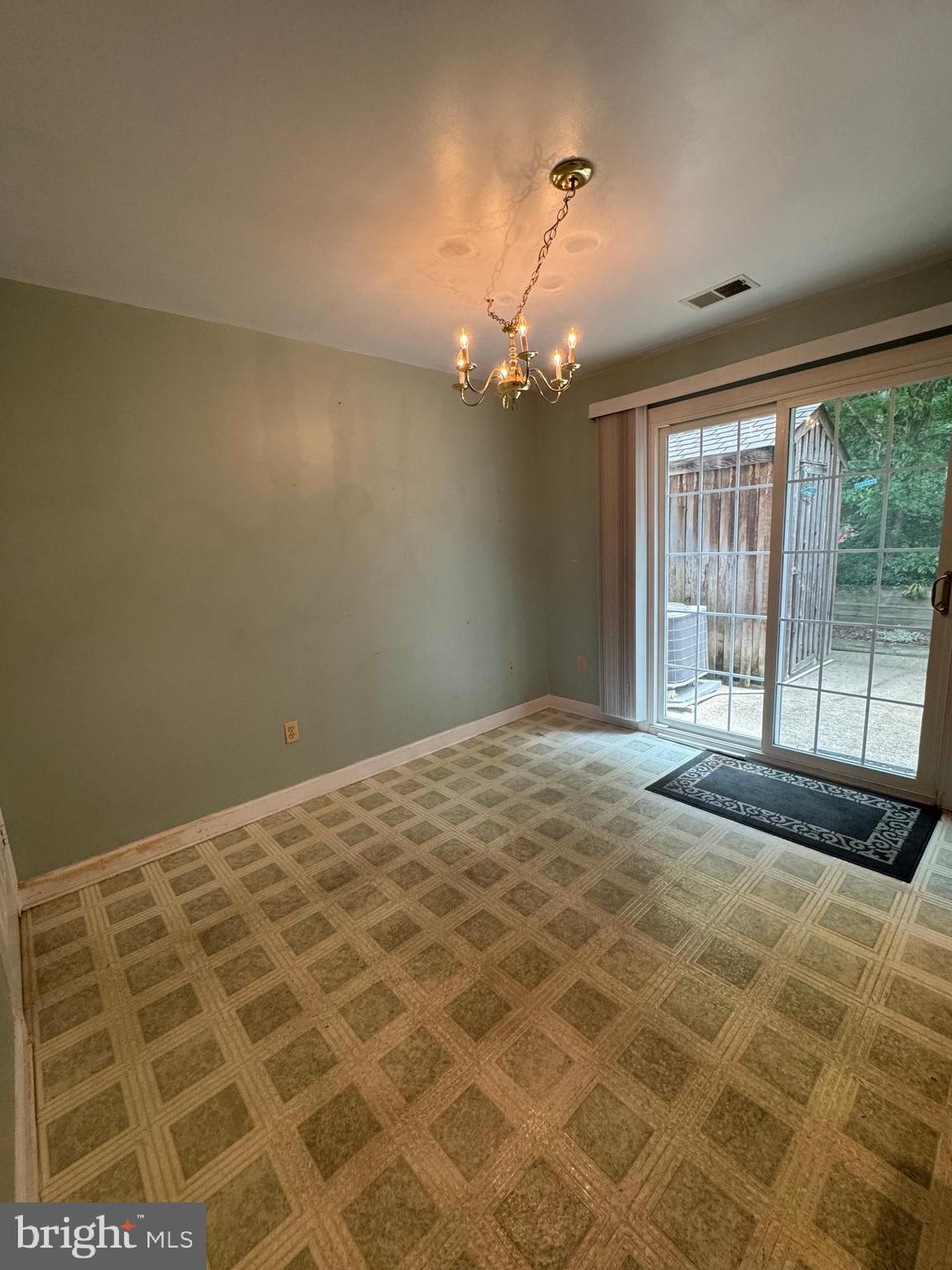 HICKORY RIDGE LA PLATA - Residential Lease