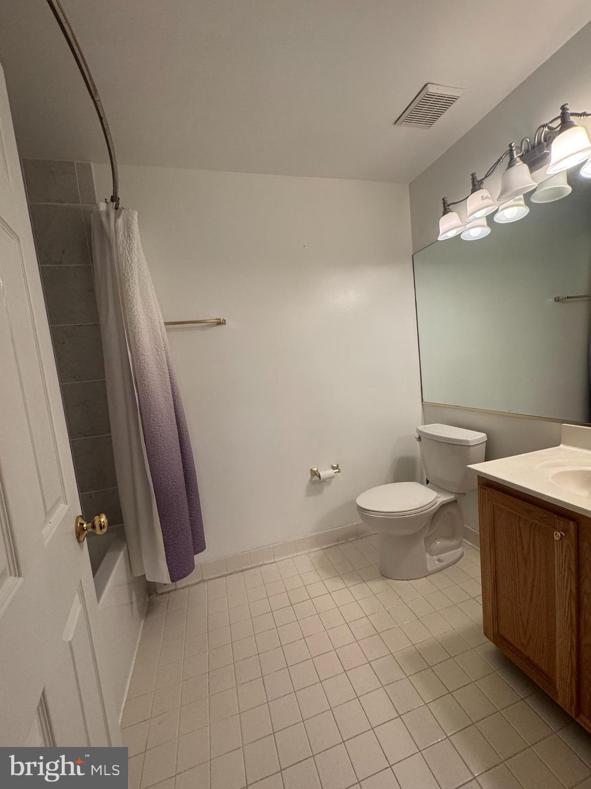 HICKORY RIDGE LA PLATA - Residential Lease