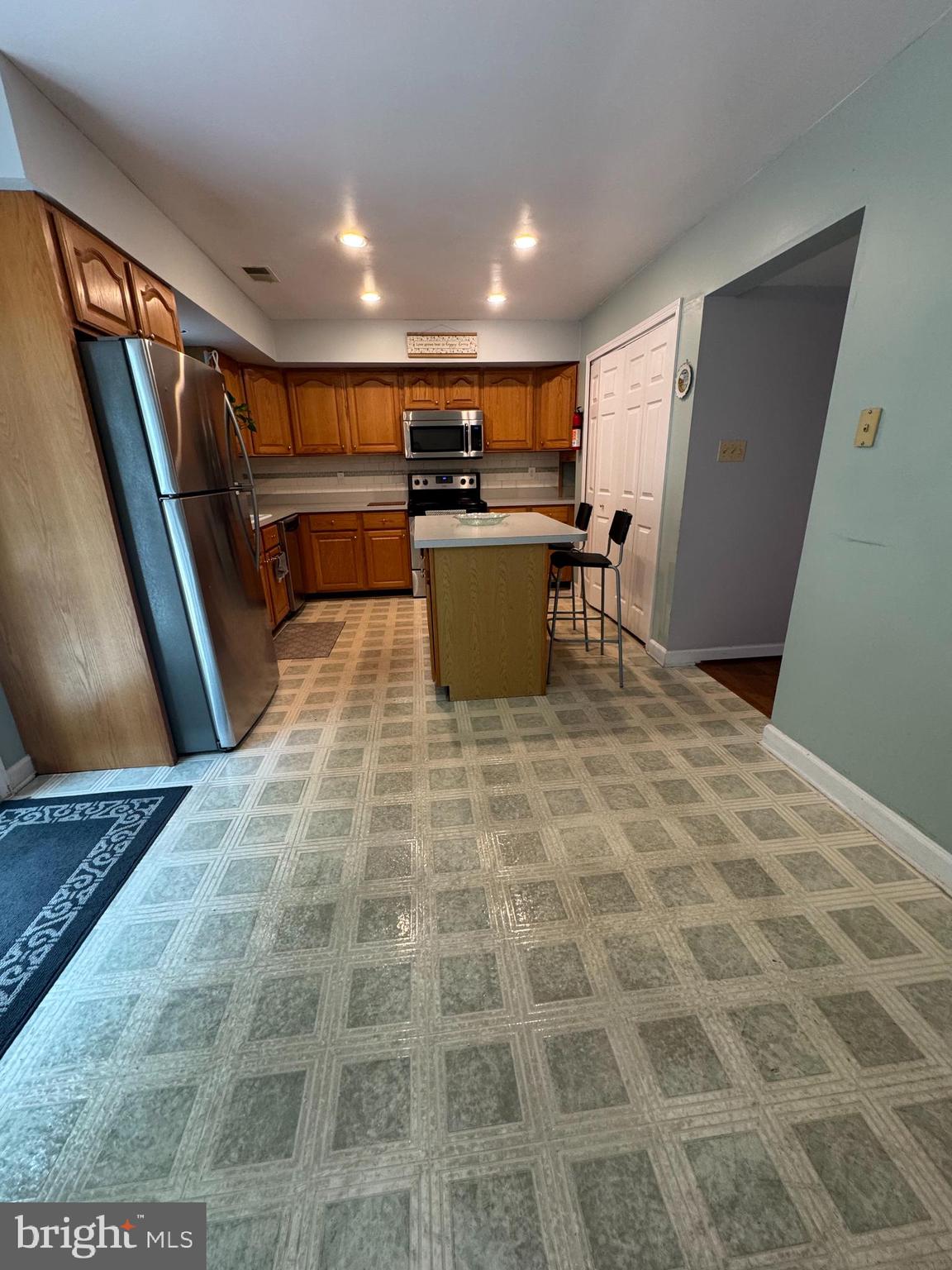 HICKORY RIDGE LA PLATA - Residential Lease