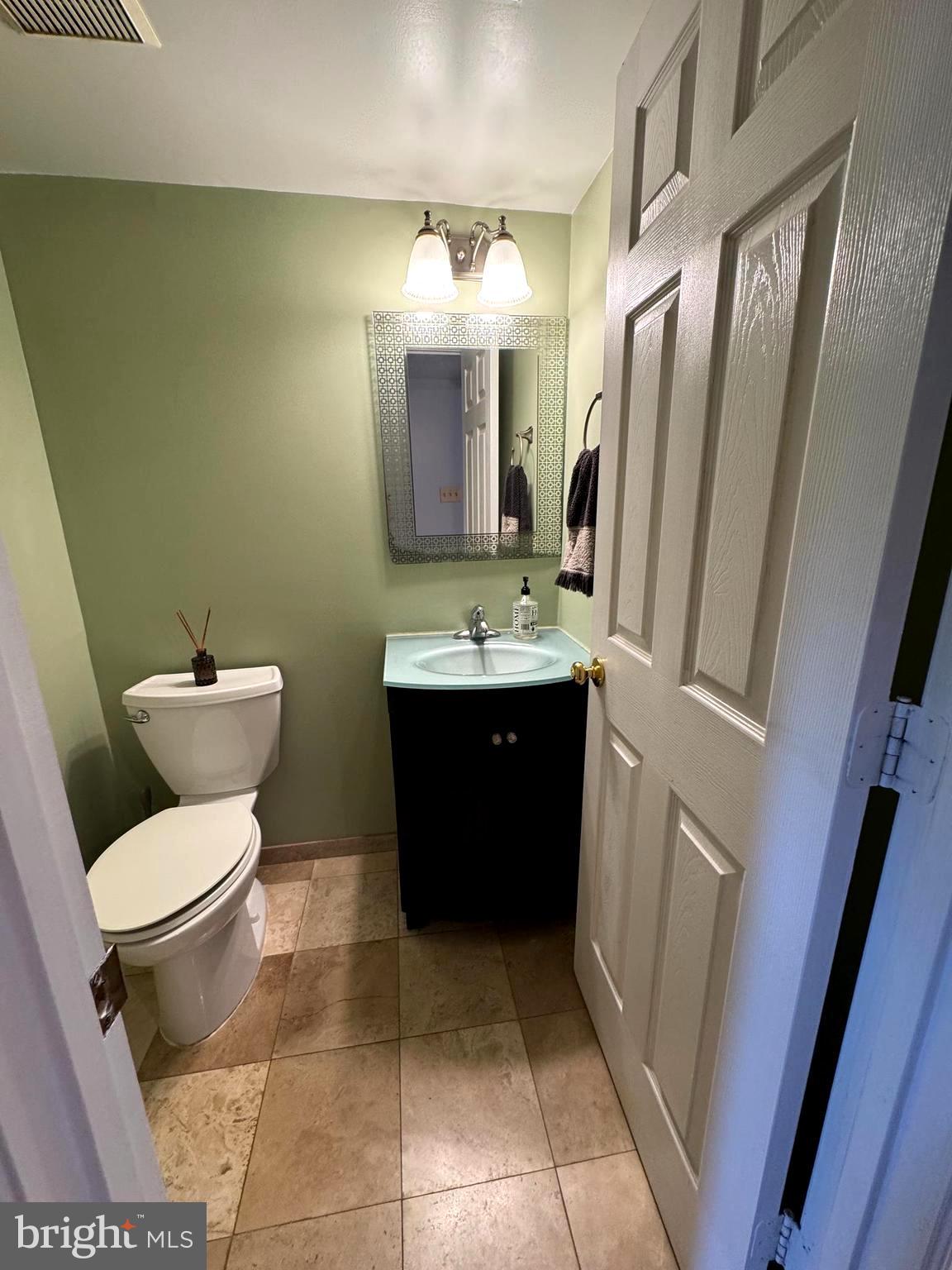 HICKORY RIDGE LA PLATA - Residential Lease