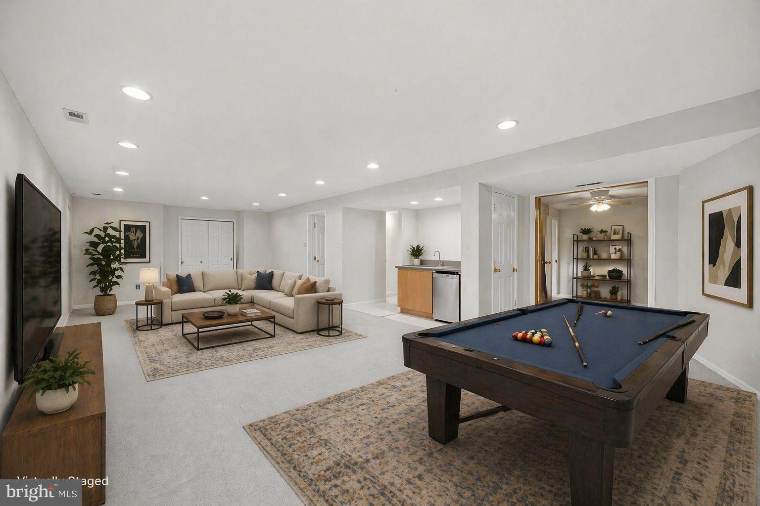 CLOPPERS MILL WEST - Residential