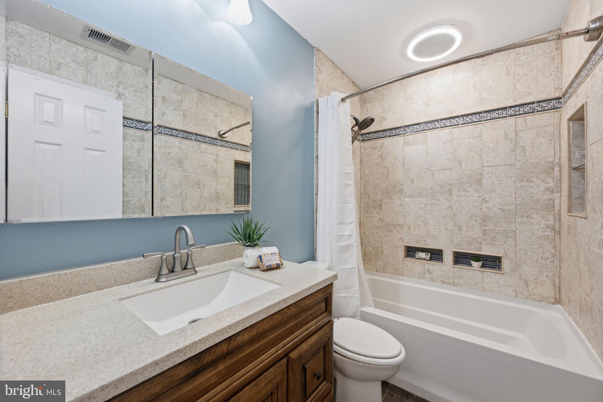 CLOPPERS MILL WEST - Residential