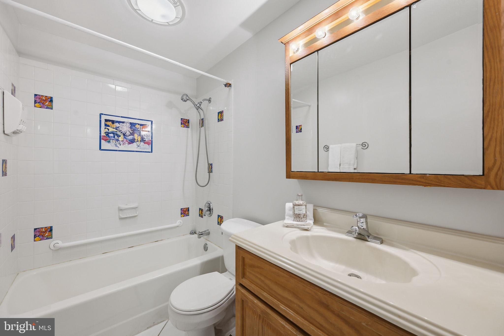 CLOPPERS MILL WEST - Residential