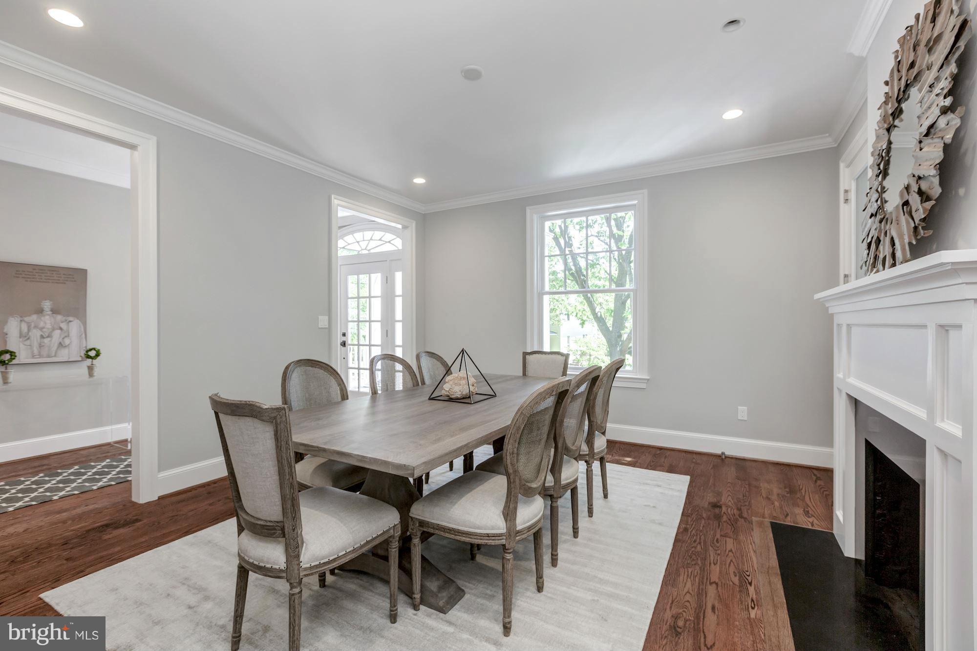 CHEVY CHASE - Residential