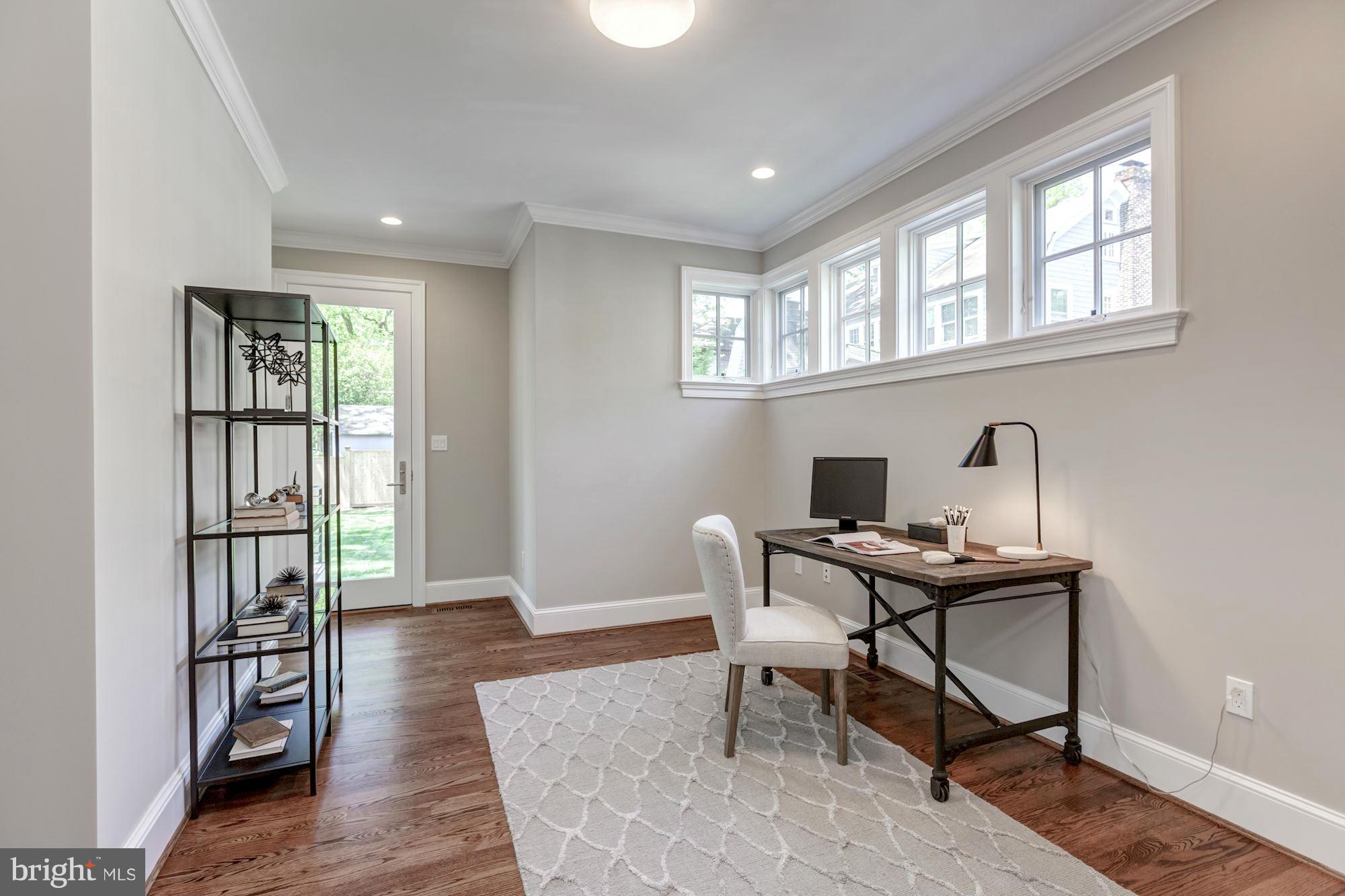 CHEVY CHASE - Residential