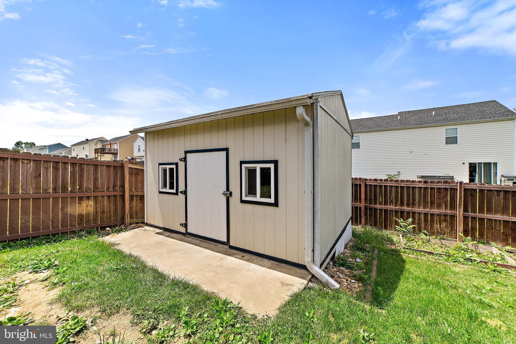 INWOOD VILLAGE - Residential