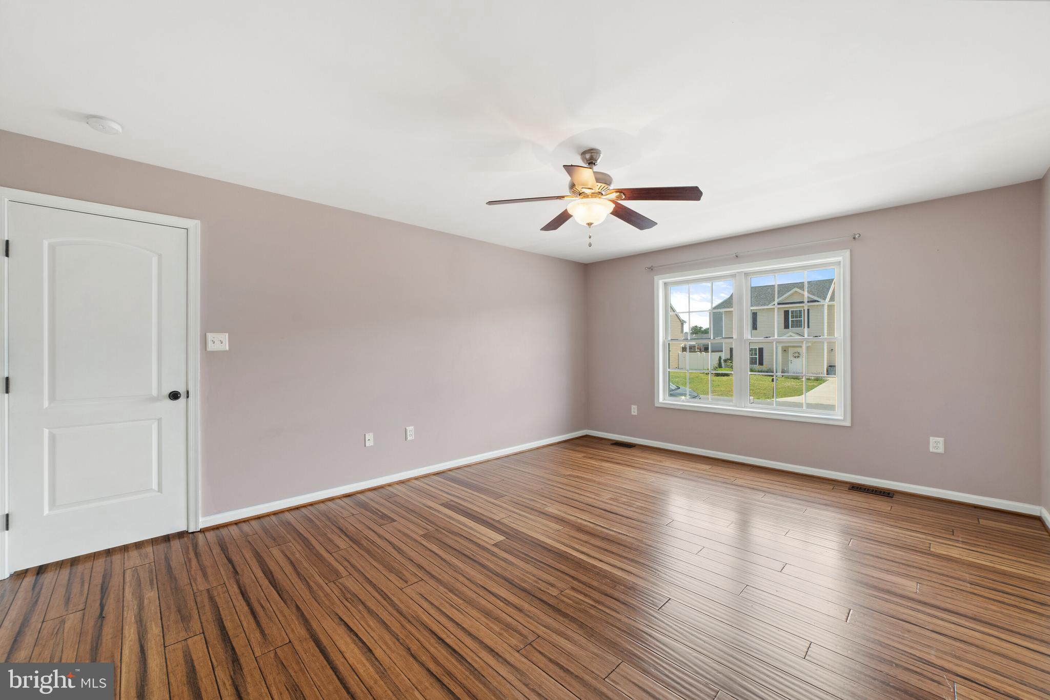 INWOOD VILLAGE - Residential