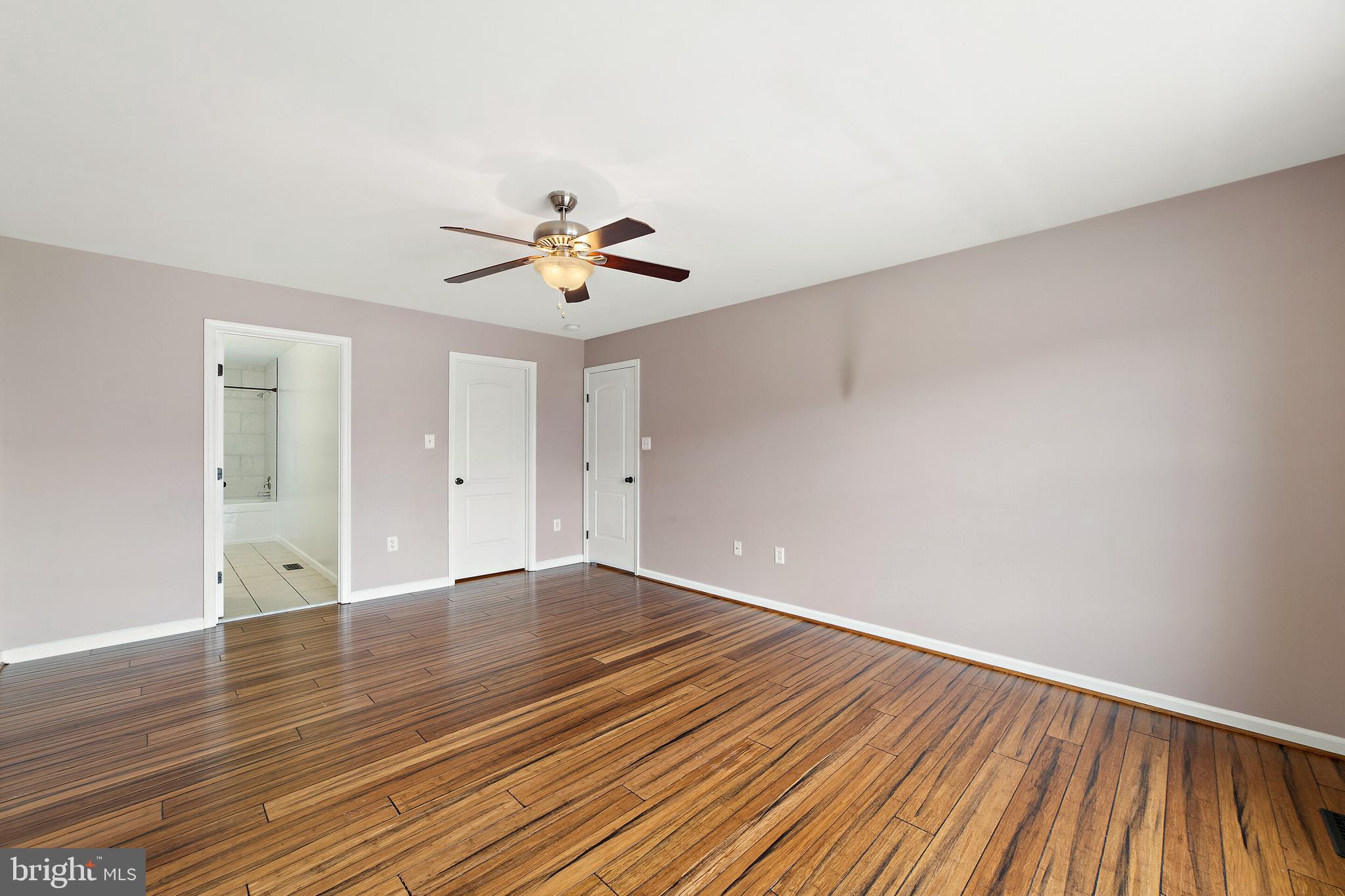 INWOOD VILLAGE - Residential