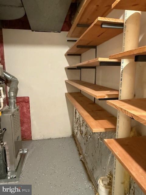 VILLAGE OF RIVER HILL - Residential Lease