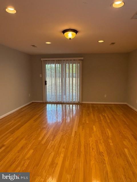 VILLAGE OF RIVER HILL - Residential Lease