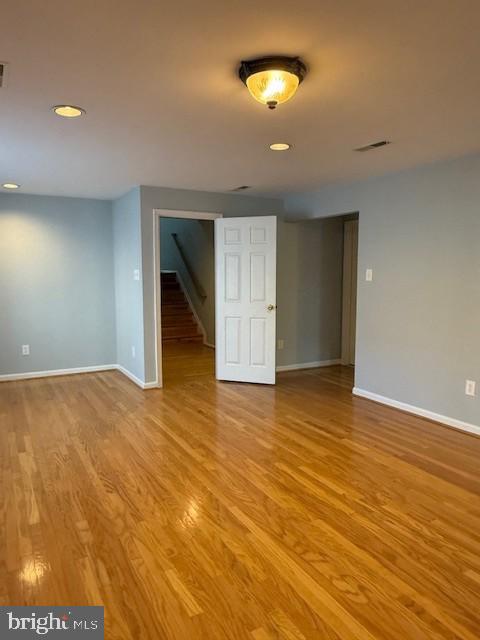 VILLAGE OF RIVER HILL - Residential Lease