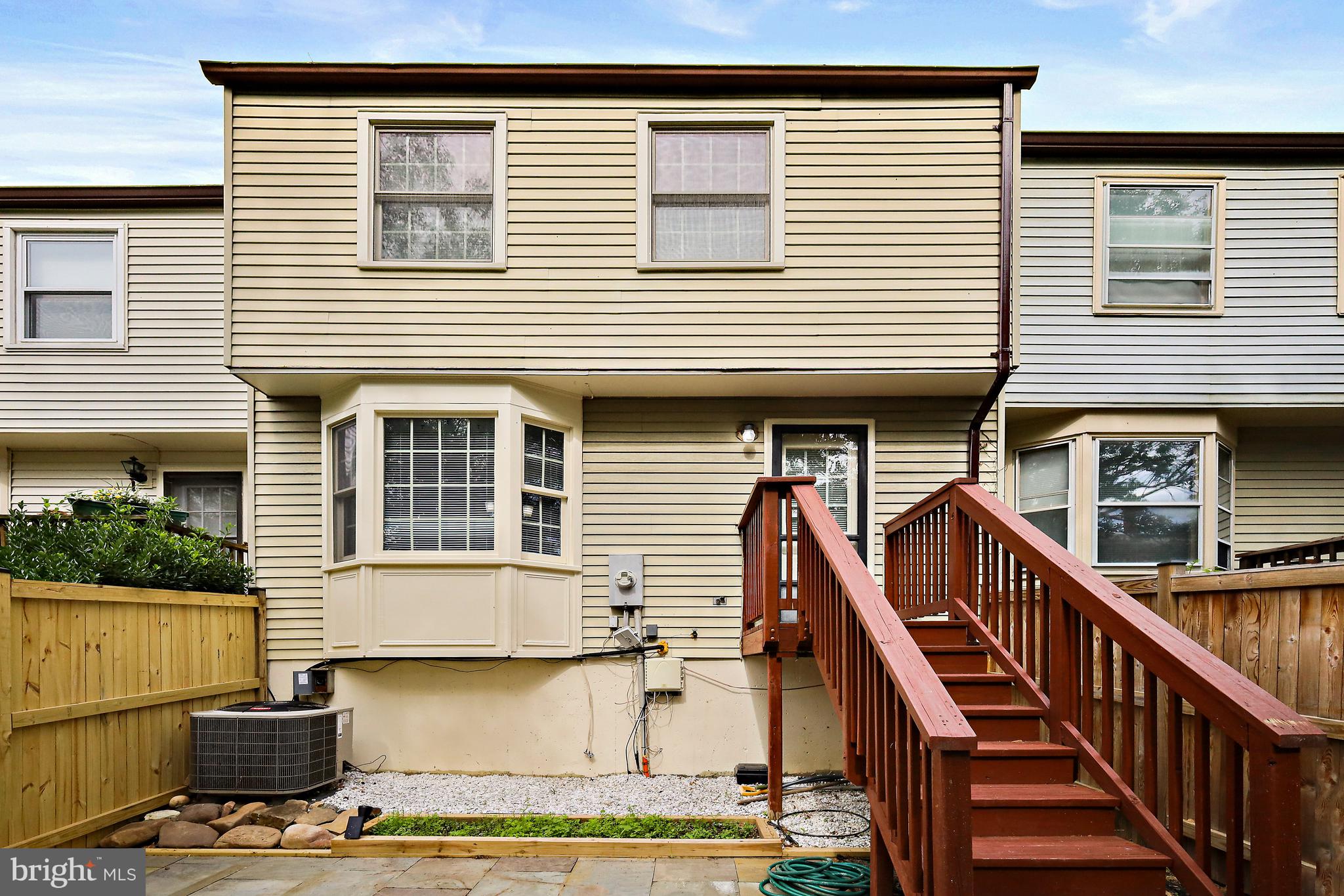 WINTER HILL - Residential