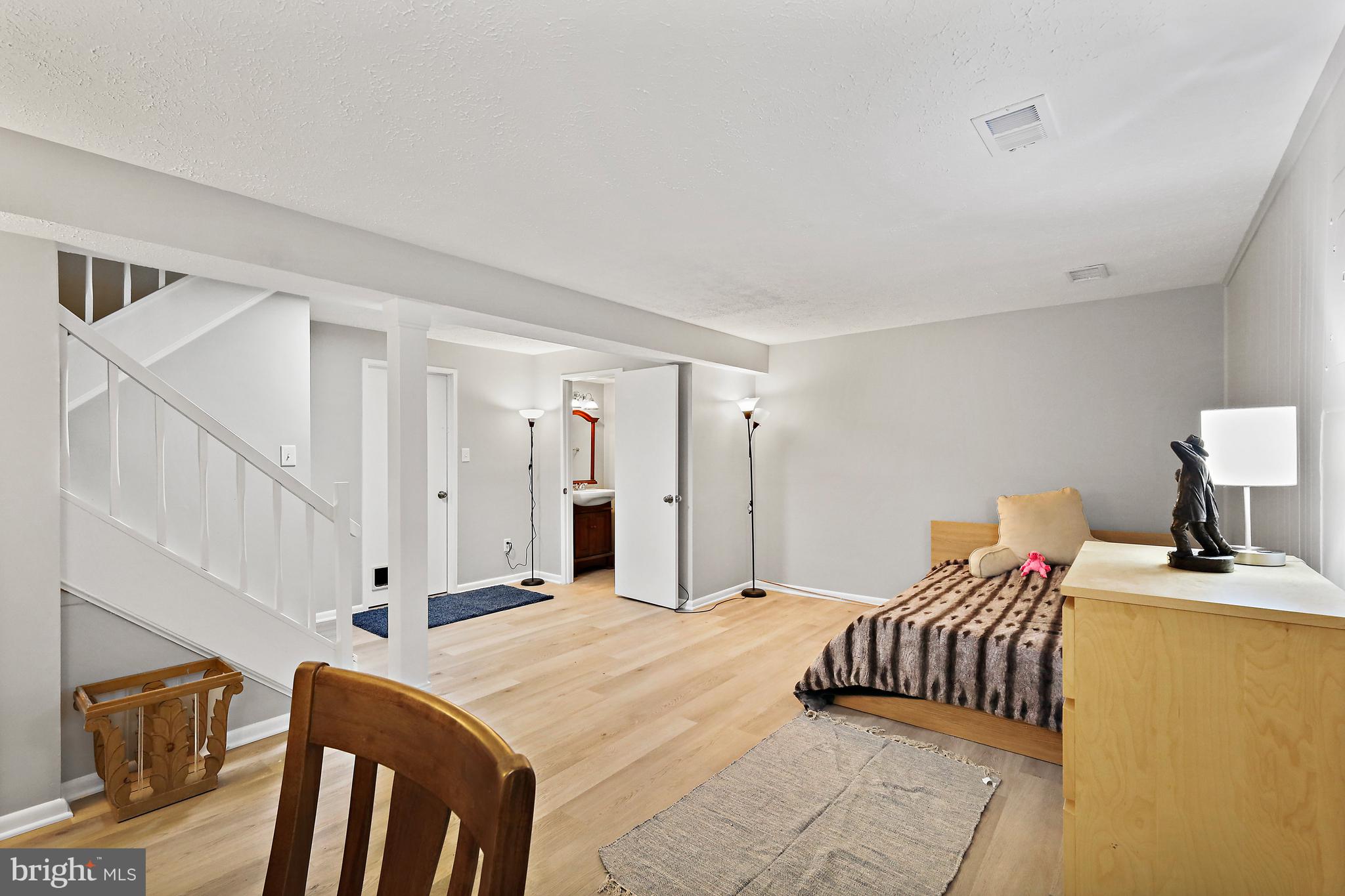 WINTER HILL - Residential