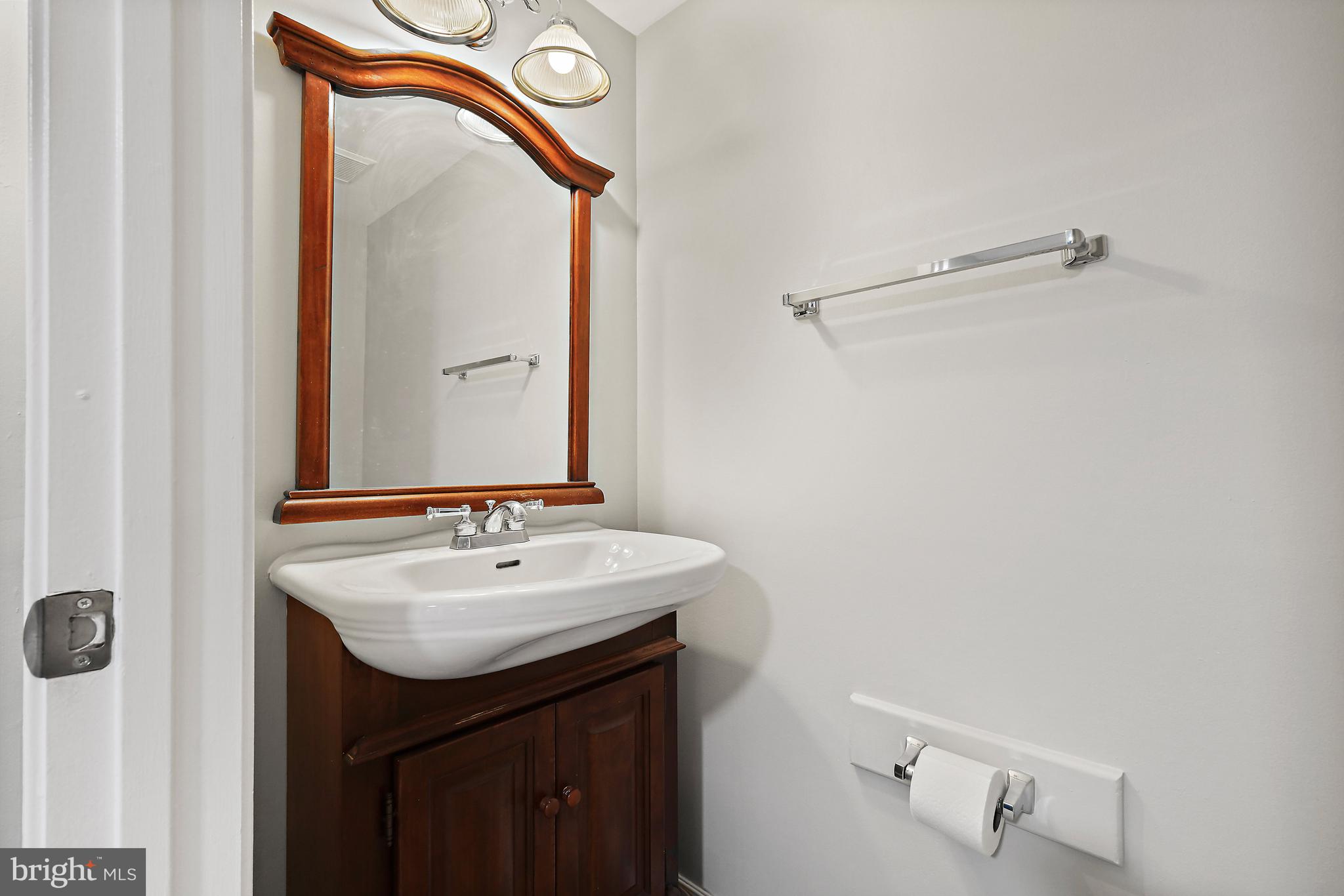 WINTER HILL - Residential