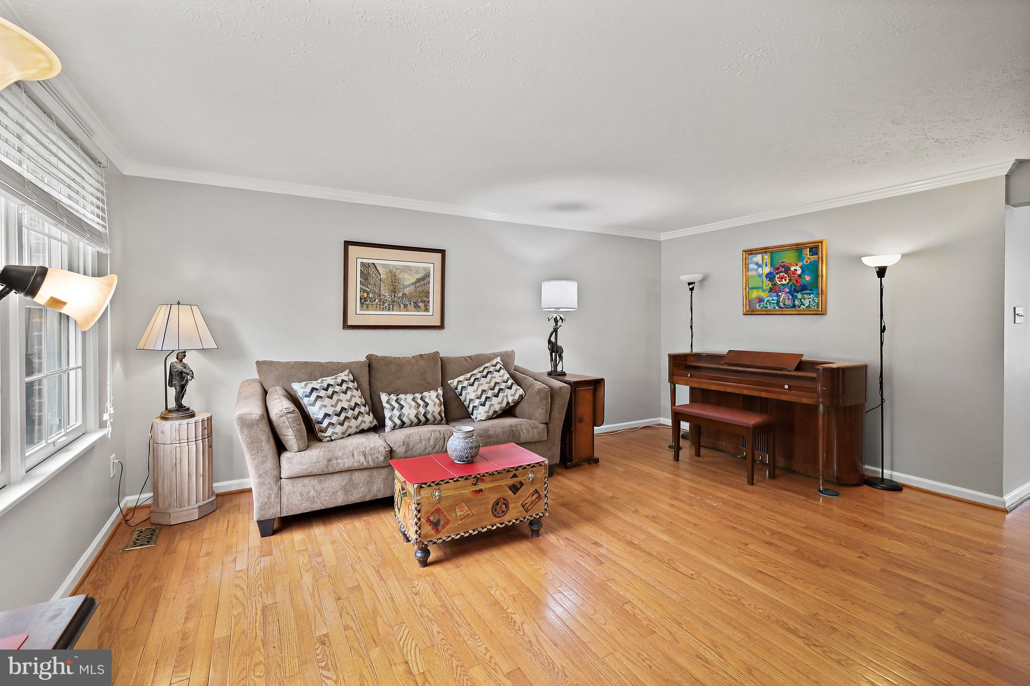 WINTER HILL - Residential