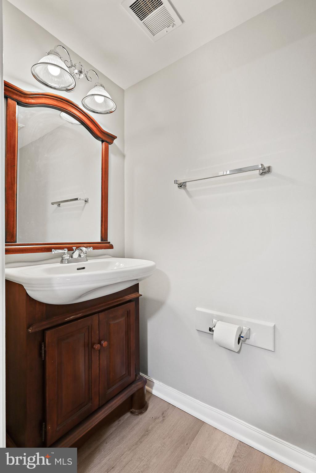 WINTER HILL - Residential