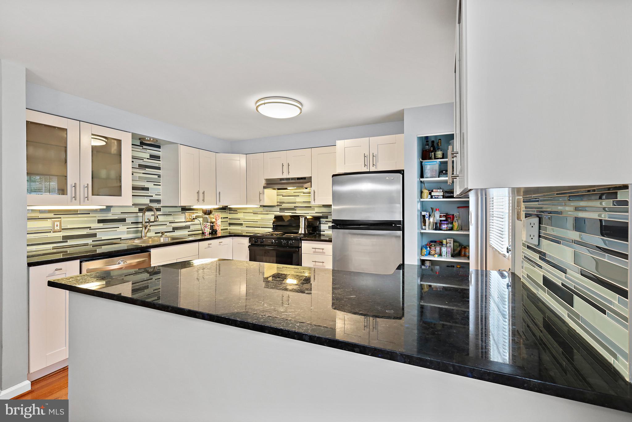 WINTER HILL - Residential