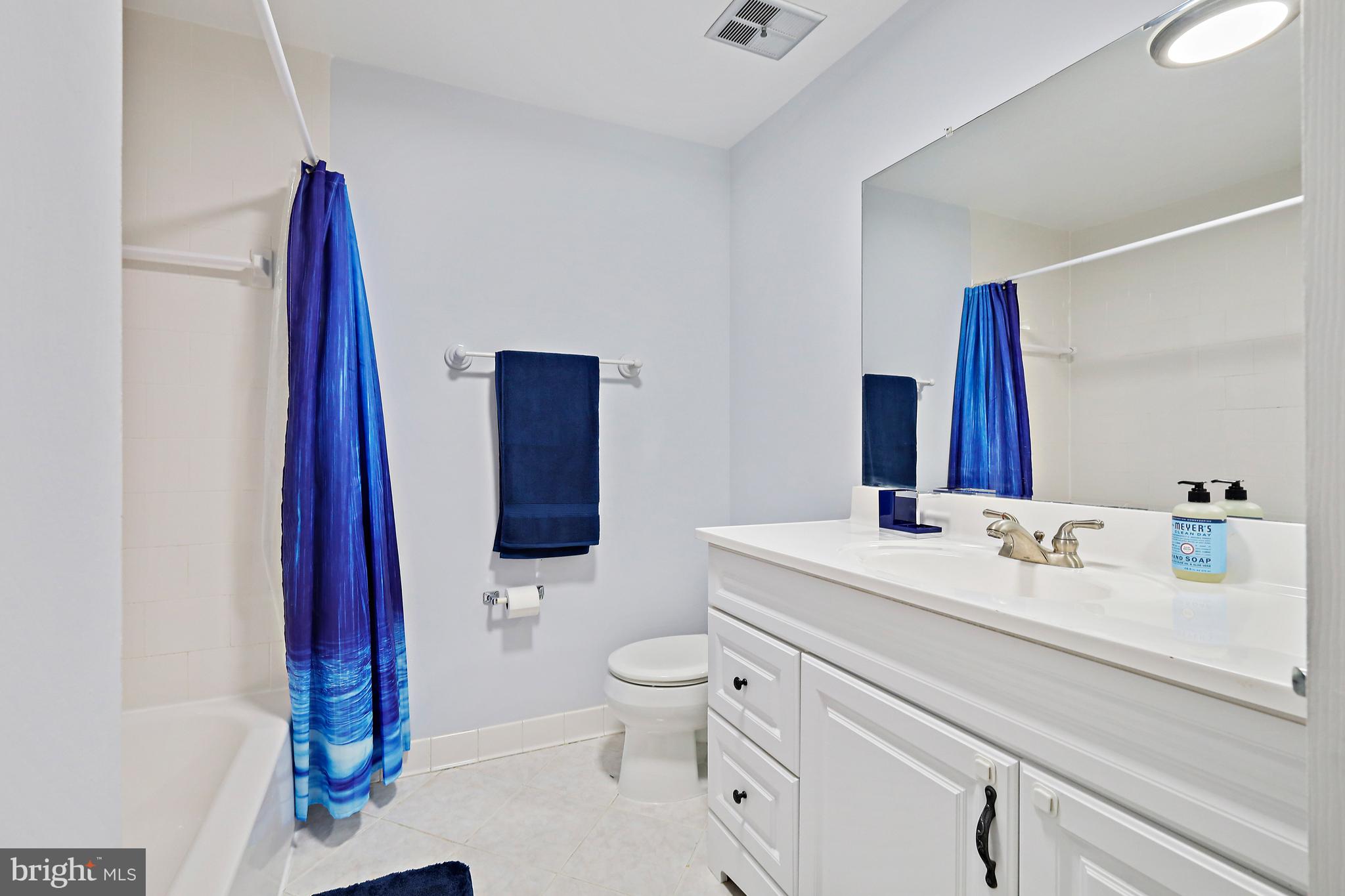 WINTER HILL - Residential