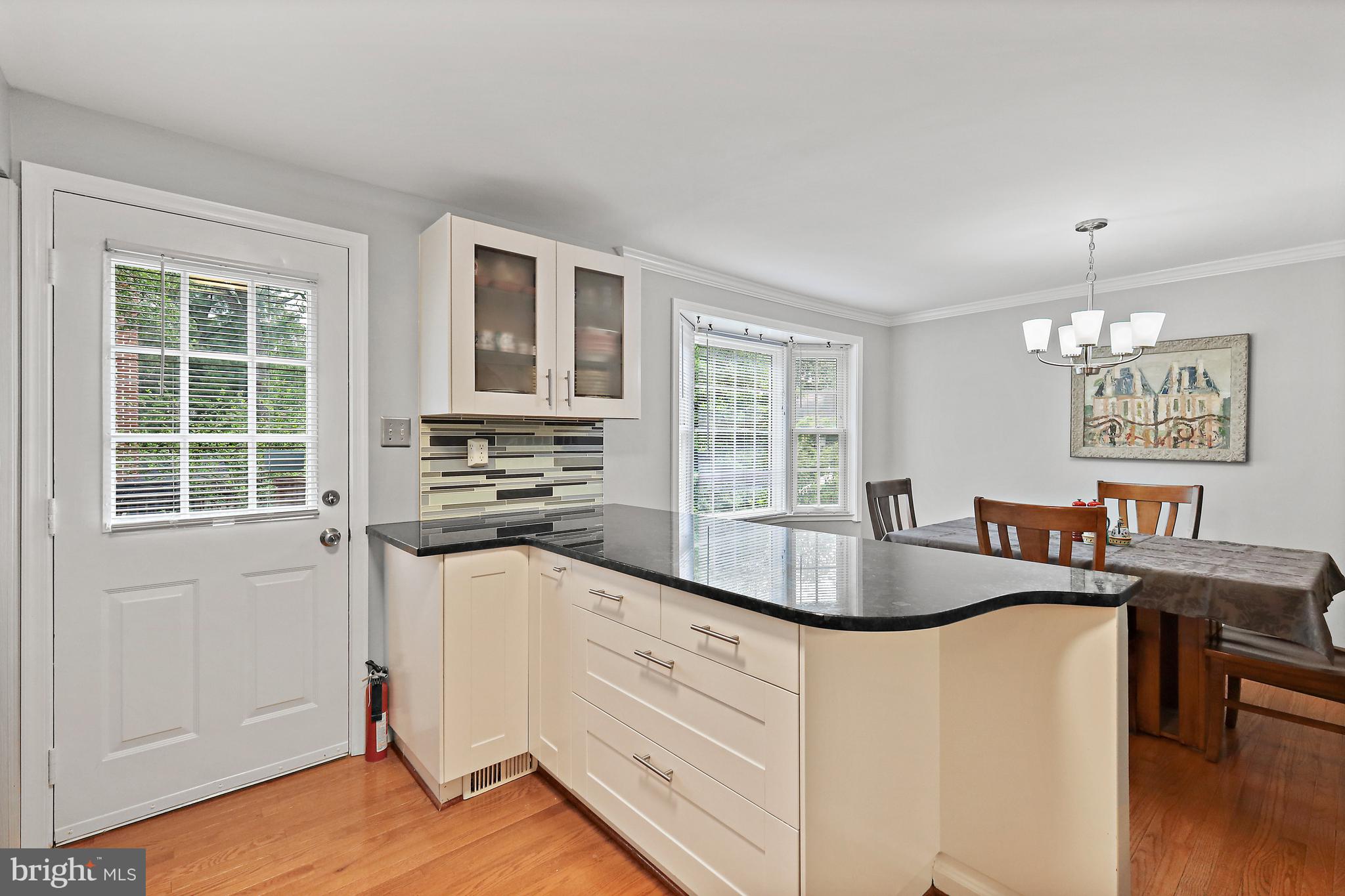 WINTER HILL - Residential