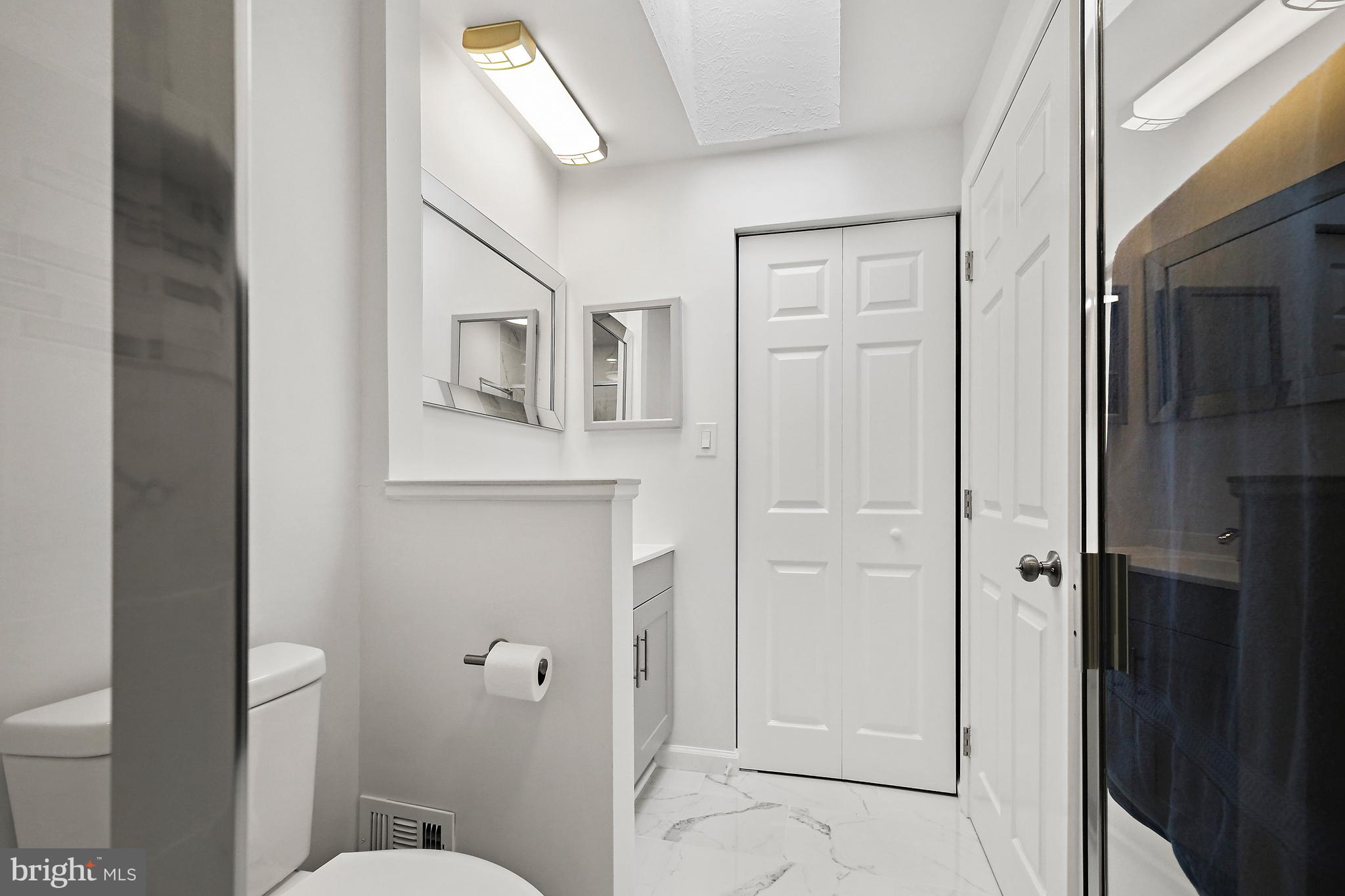 WINTER HILL - Residential