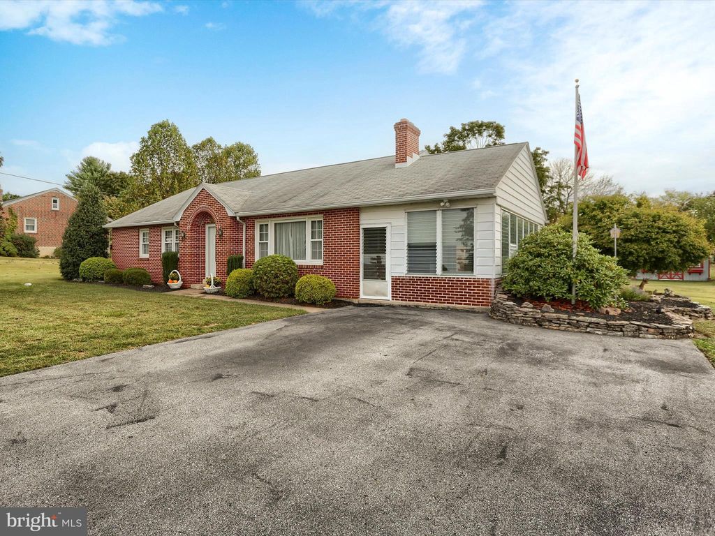 Photo of 107 Centerfield Drive, HARRISBURG, PA 17112 (MLS # PADA2049208)