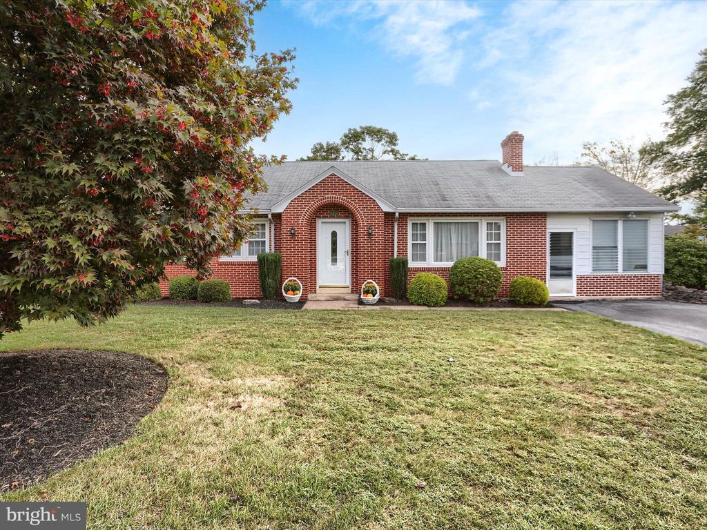 Photo of 107 Centerfield Drive, HARRISBURG, PA 17112 (MLS # PADA2049208)