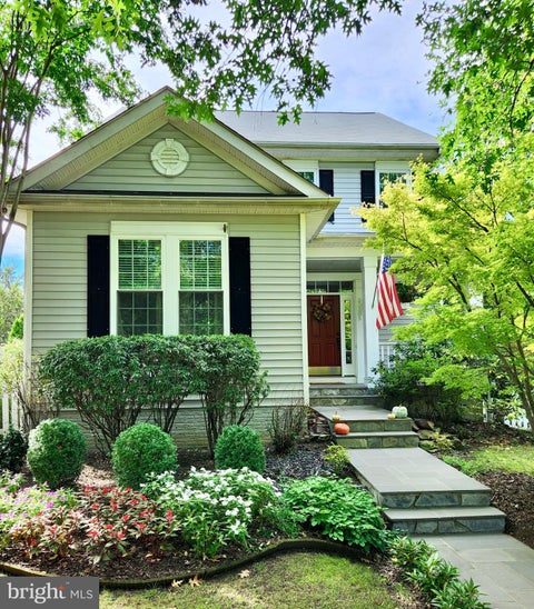 Photo of 20305 Vermeer Street, ASHBURN, VA 20147 (MLS # VALO2137366)