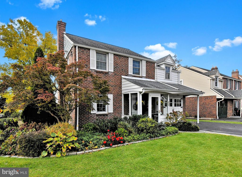 Photo of 101 Orlando Avenue, ORELAND, PA 19075 (MLS # PAMC2152662)