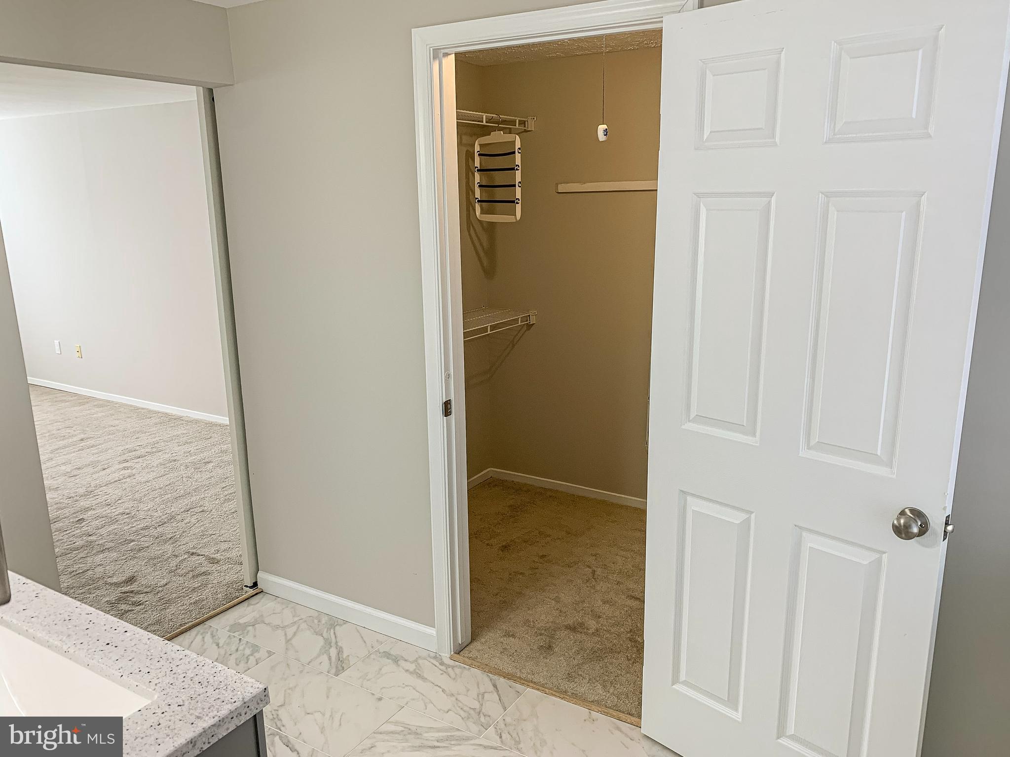 MONCLAIR - Residential Lease