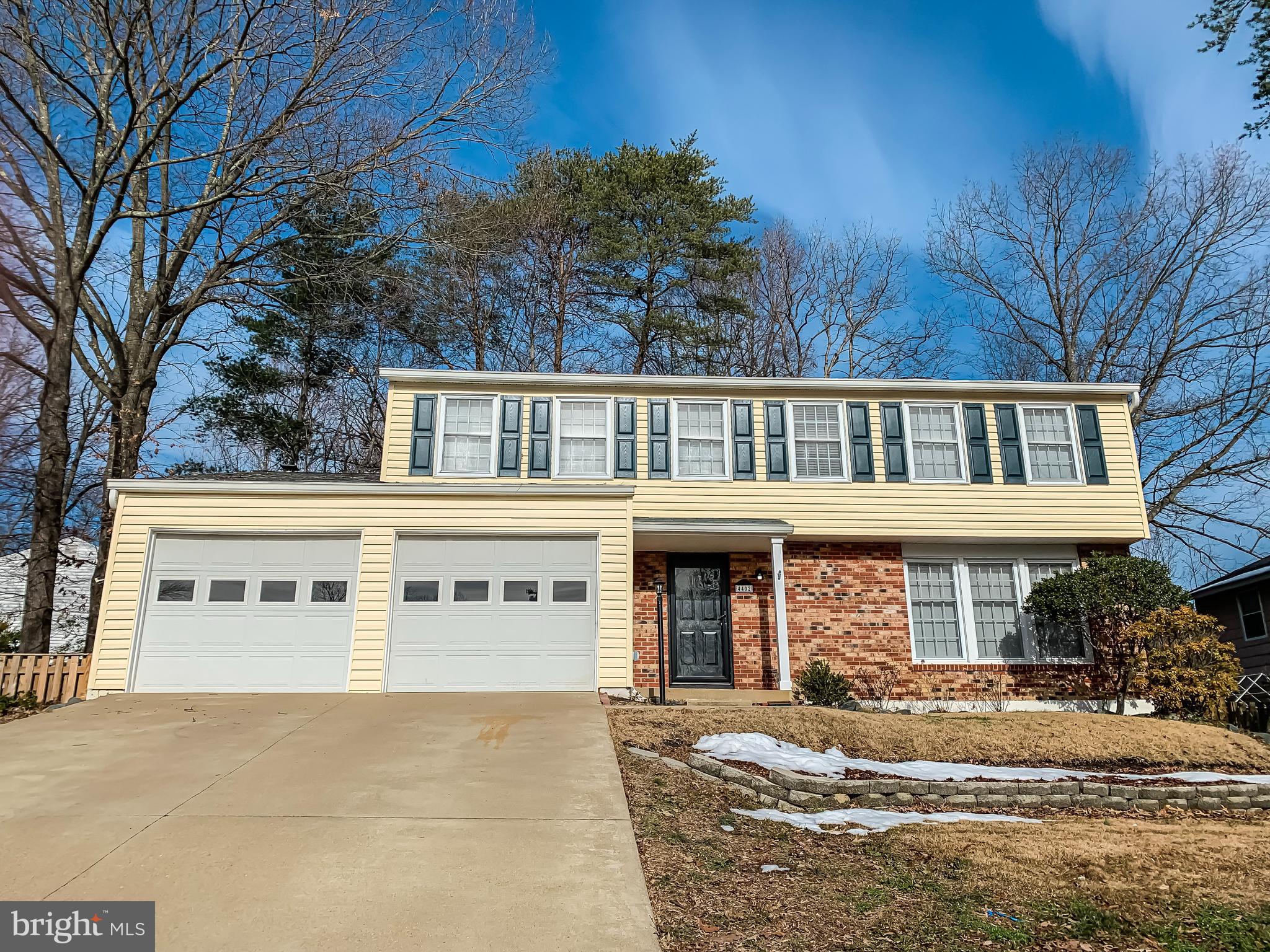 MONCLAIR - Residential Lease