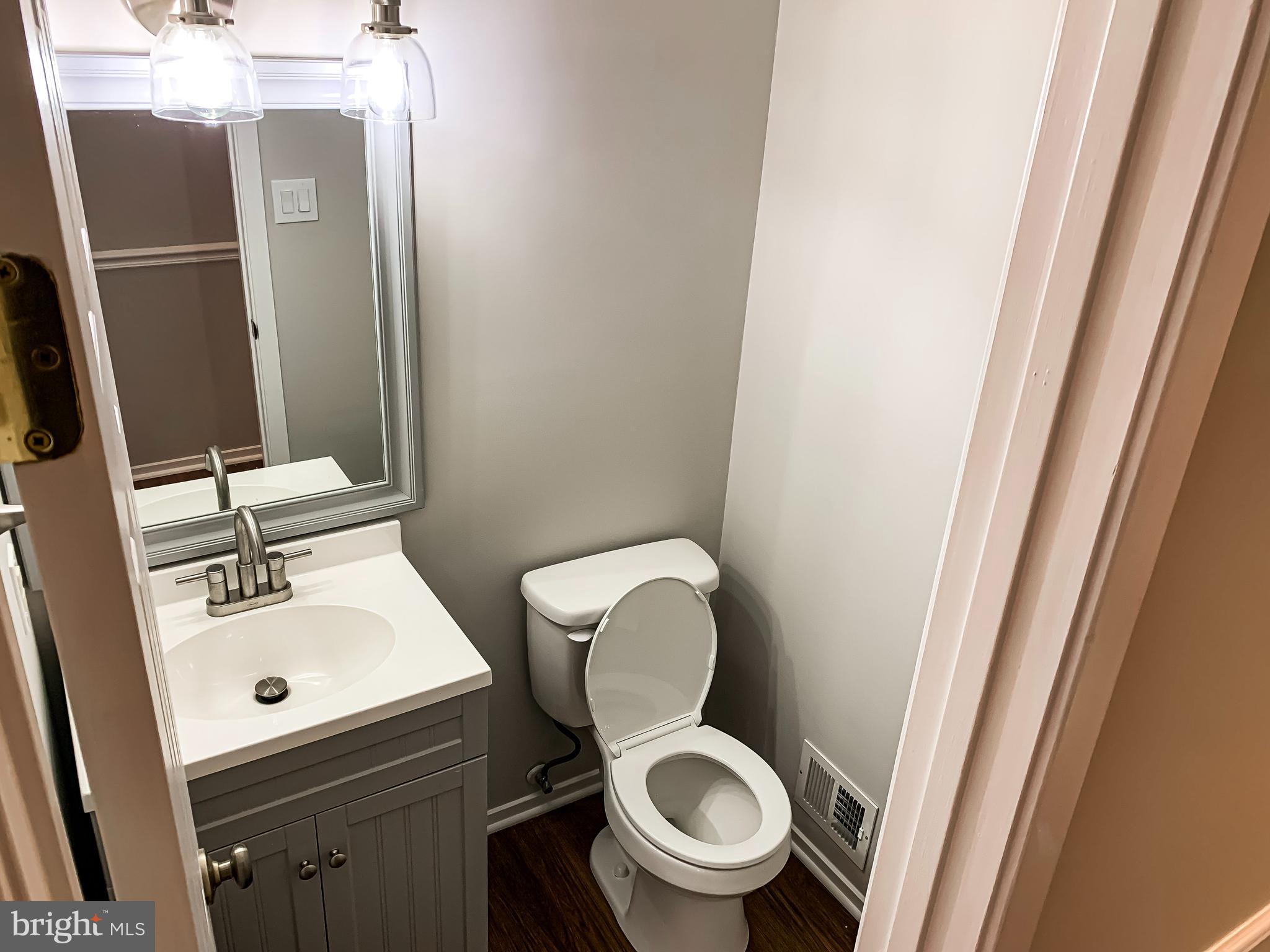 MONCLAIR - Residential Lease