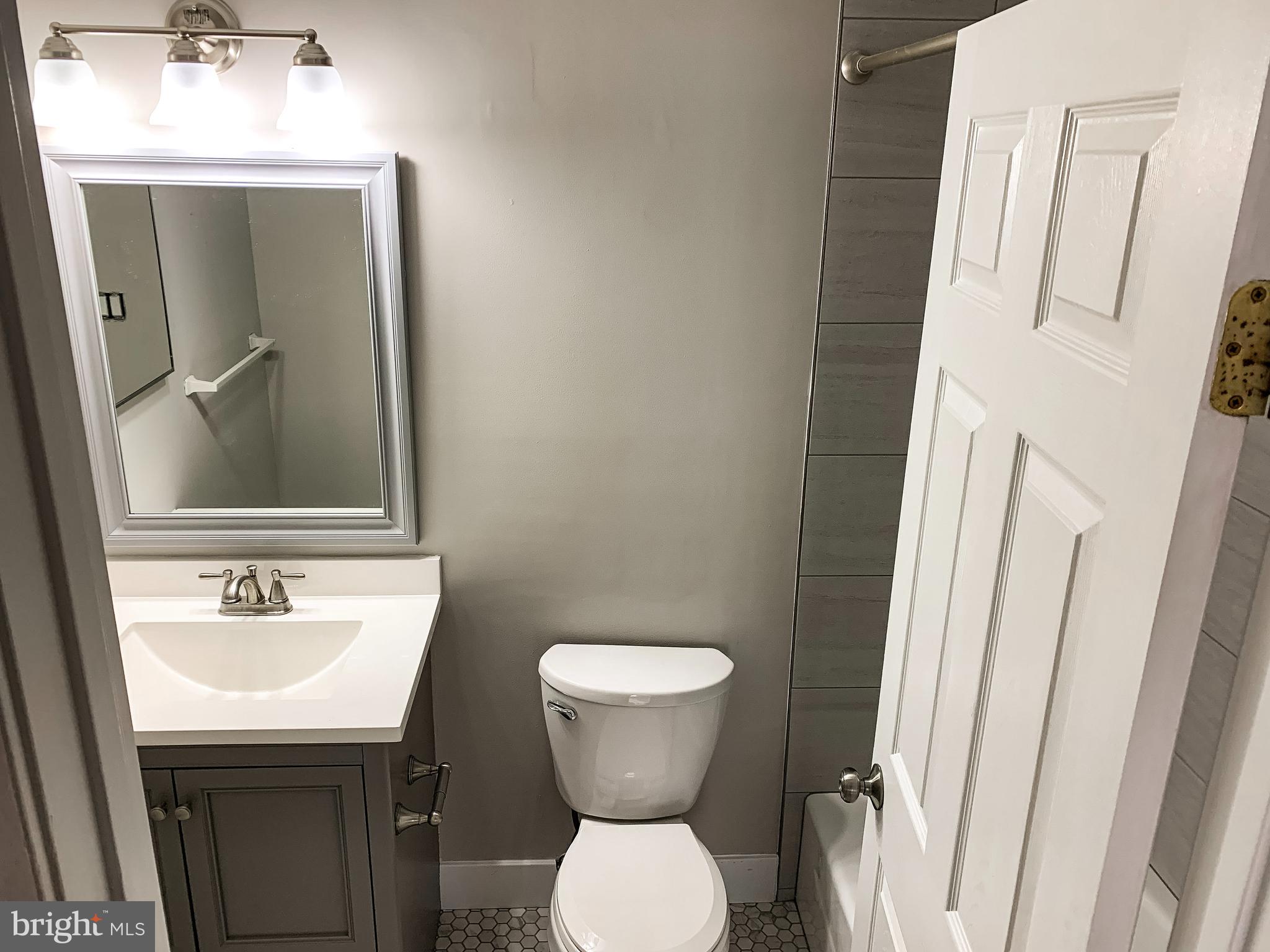 MONCLAIR - Residential Lease