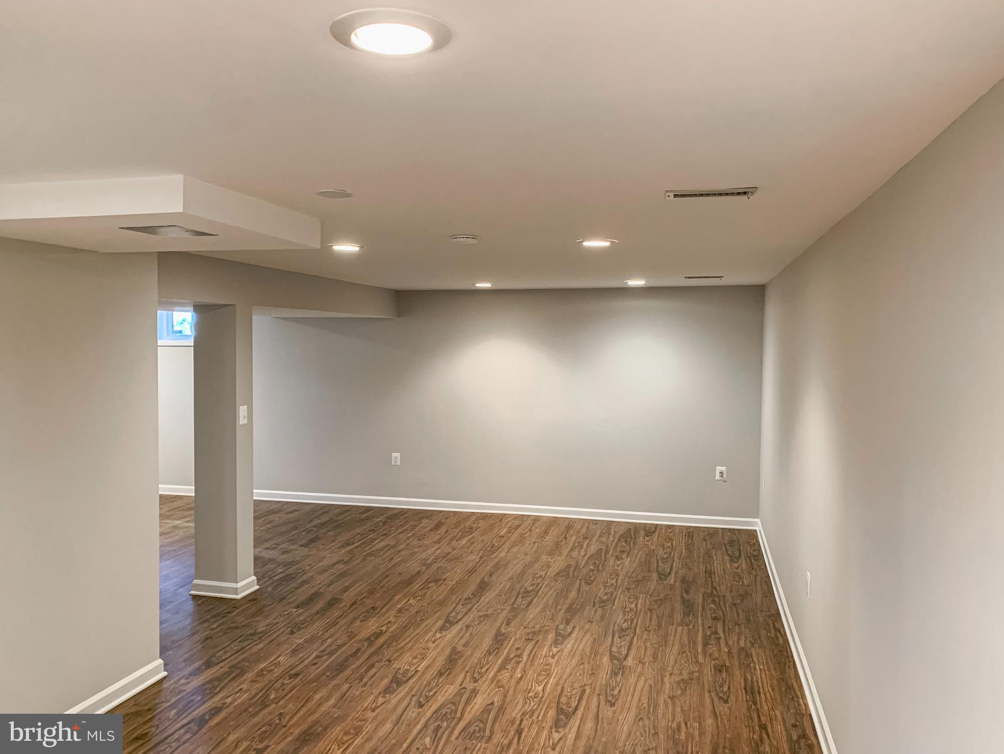 MONCLAIR - Residential Lease