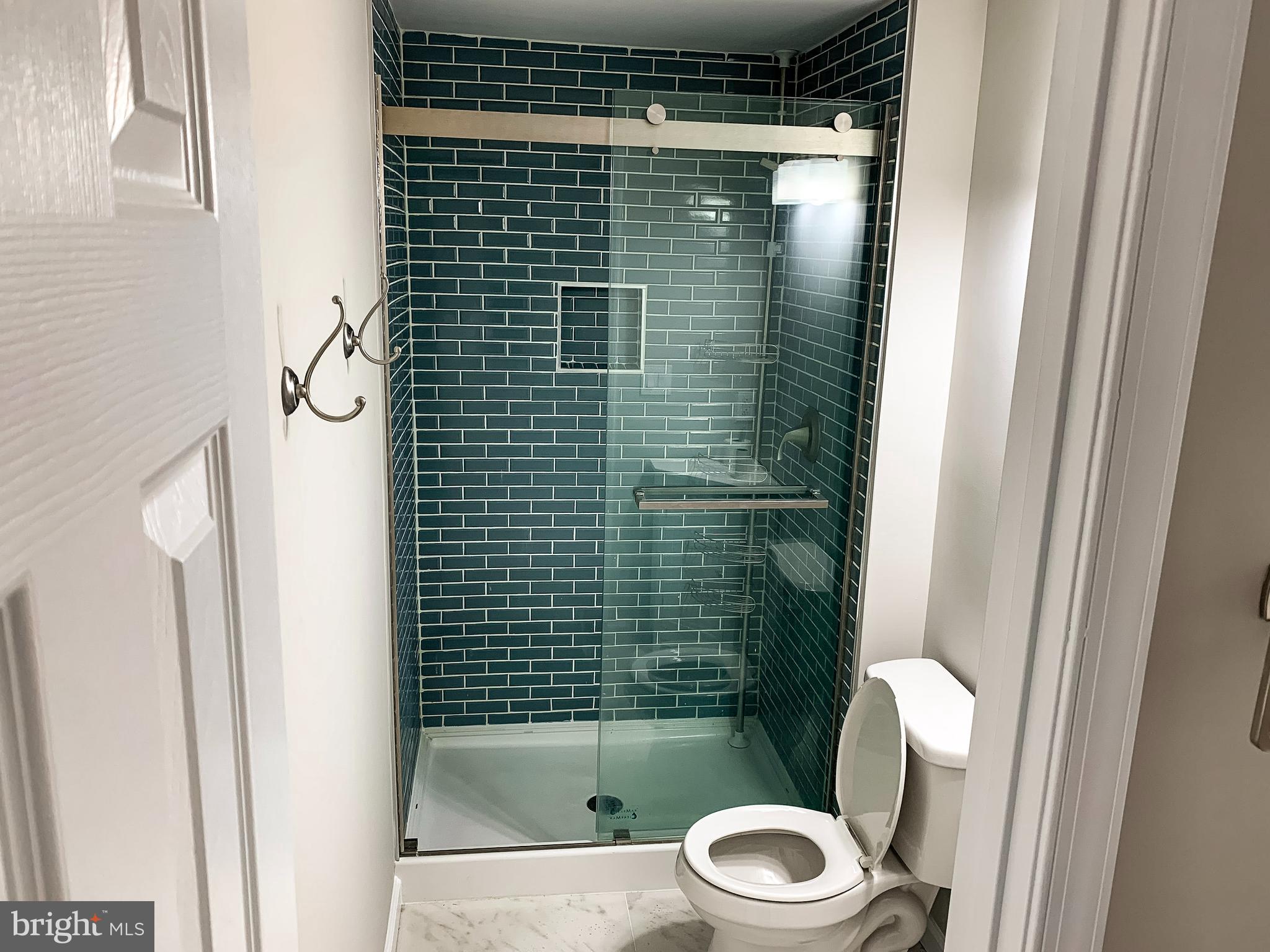 MONCLAIR - Residential Lease