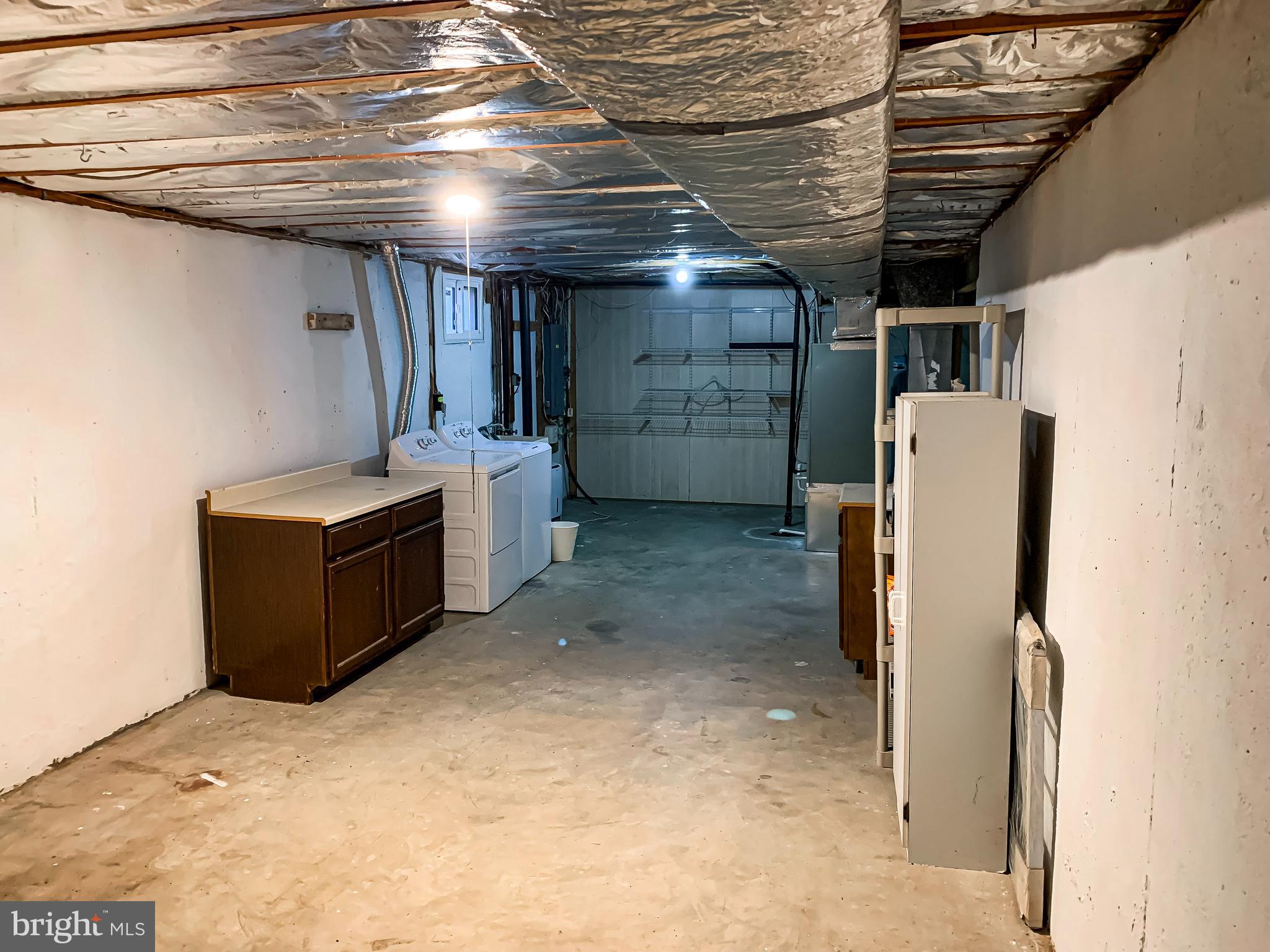 MONCLAIR - Residential Lease