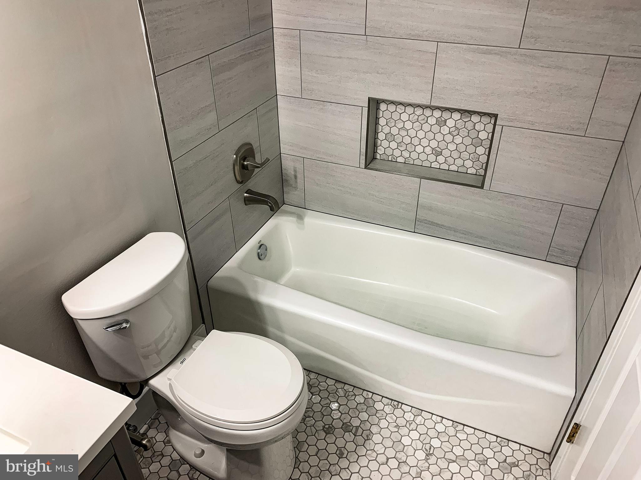 MONCLAIR - Residential Lease