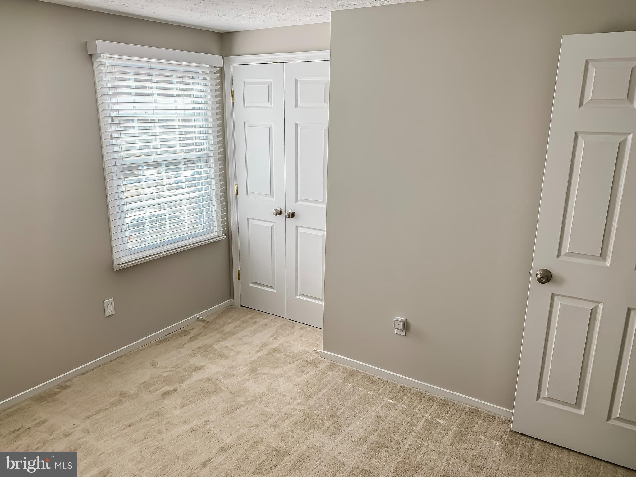 MONCLAIR - Residential Lease